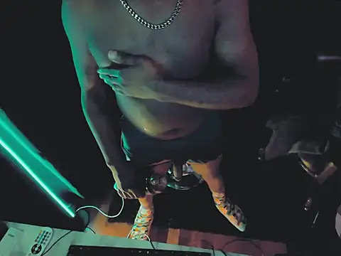 Pressure69mee online show from 02/27/25, 05:45