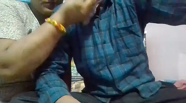 Snapshot of naina-80 chatting on 02/26/25, 04:35 naina-80 online show from 02/26/25, 04:35