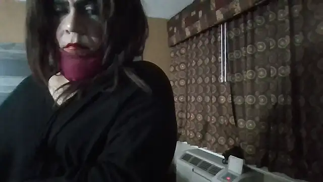 Youcunn online show from 10/17/25, 06:38