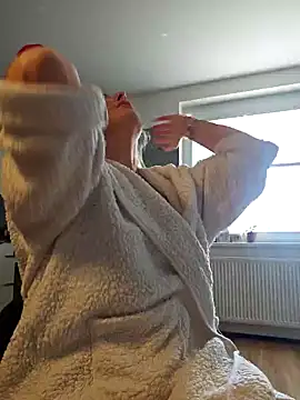 MariaRichi  online show from 03/12/25, 07:24