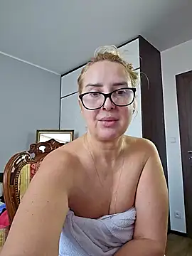 MariaRichi  online show from 03/16/25, 07:59