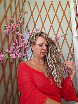 MariaRichi  online show from 09/21/25, 08:05