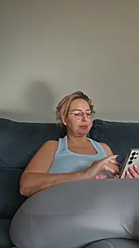 MariaRichi  online show from 03/05/26, 08:43