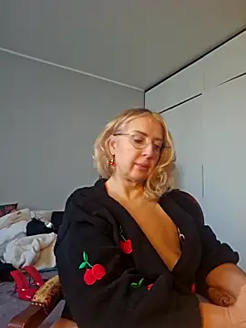 MariaRichi  online show from 04/09/26, 06:19