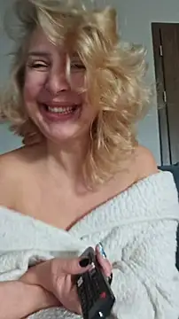 MariaRichi  online show from 04/14/26, 06:41