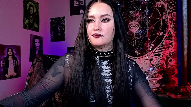 Snapshot of Emmybrightj_ chatting on 05/18/26, 04:18 Emmybrightj online show from 05/18/26, 04:18