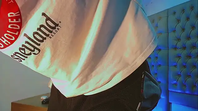 HannibalLester online show from 02/11/25, 02:35