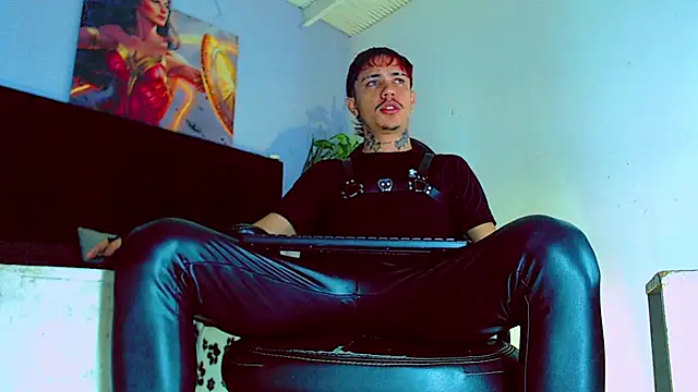 HannibalLester online show from 10/29/25, 04:59