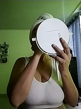 hailey85 online show from 11/02/25, 07:49