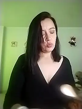 hailey85 online show from 11/16/25, 09:31