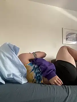 mackshaft4711 online show from 12/21/24, 04:57