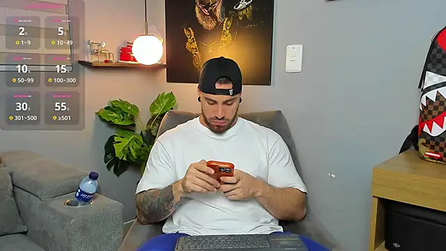 Giorgio-Leone online show from 03/24/26, 12:26