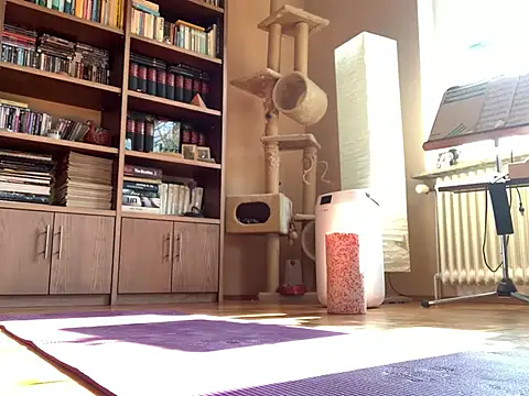 Snapshot of Bula94193 chatting on 03/10/25, 10:15 Bula94193 online show from 03/10/25, 10:15