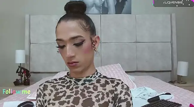 sweet amalia4 online show from 12/30/24, 11:49