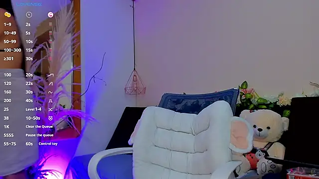 Hannah williams1 online show from 01/30/25, 02:49