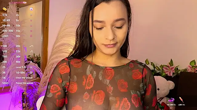 Hannah williams1 online show from 10/10/25, 09:25