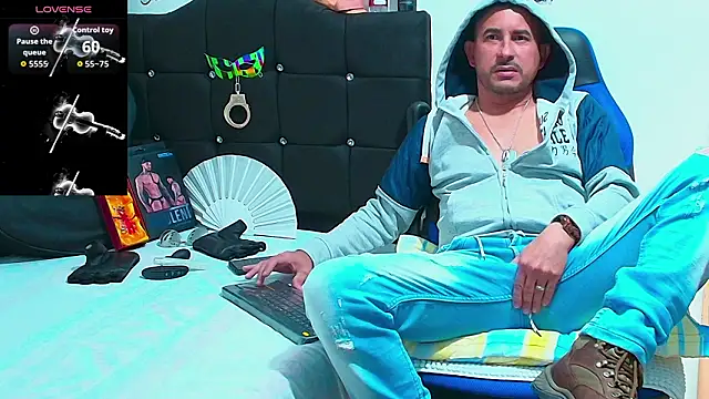 Snapshot of Yeol_King chatting on 02/28/26, 03:35 Yeol King online show from 02/28/26, 03:35