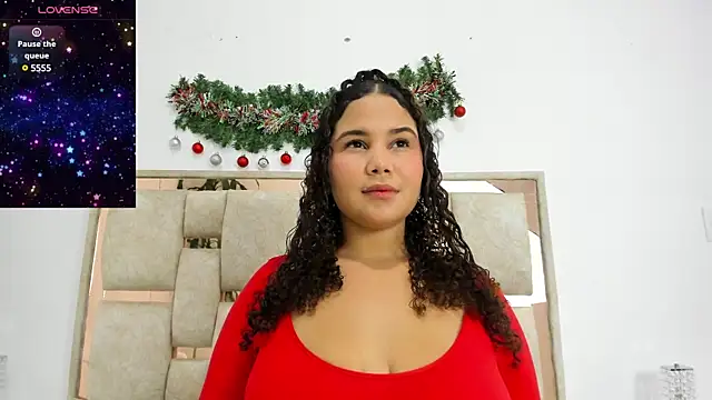 zoee lovv online show from 12/07/24, 12:45