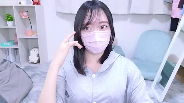 Yurie  online show from 03/07/25, 10:10