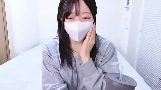 Snapshot of Yurie_ chatting on 03/15/26, 01:39 Yurie online show from 03/15/26, 01:39