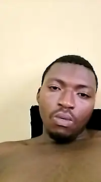 Snapshot of zipeqengeshe21 chatting on 02/19/25, 12:11 zipeqengeshe21 online show from 02/19/25, 12:11