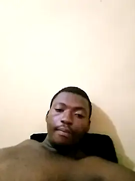 Snapshot of zipeqengeshe21 chatting on 03/13/25, 12:02 zipeqengeshe21 online show from 03/13/25, 12:02