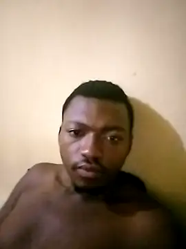 Snapshot of zipeqengeshe21 chatting on 03/20/25, 03:23 zipeqengeshe21 online show from 03/20/25, 03:23