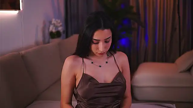 GinaValentinna online show from 03/13/25, 08:11