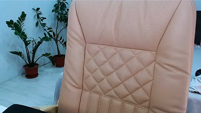 NaughtyNylonFeet online show from 03/21/25, 11:01