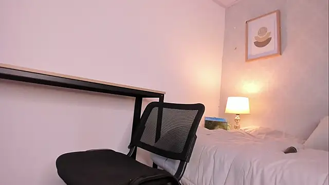 Caroline dh online show from 07/10/26, 11:35