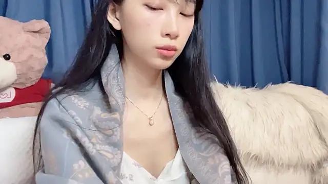 Lili-2 online show from 03/22/26, 12:41