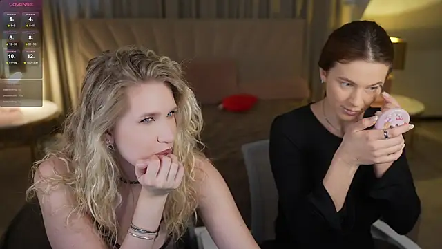 Julia  Star  online show from 03/27/26, 04:29