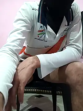 Snapshot of Piyush_2024 chatting on 01/18/25, 03:27 Piyush 2024 online show from 01/18/25, 03:27