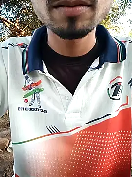 Snapshot of Piyush_2024 chatting on 01/25/25, 11:23 Piyush 2024 online show from 01/25/25, 11:23