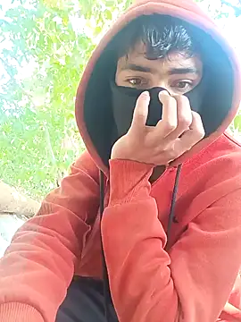 Snapshot of Piyush_2024 chatting on 02/08/25, 04:25 Piyush 2024 online show from 02/08/25, 04:25