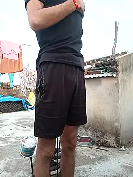 Snapshot of Piyush_2024 chatting on 02/27/25, 01:59 Piyush 2024 online show from 02/27/25, 01:59