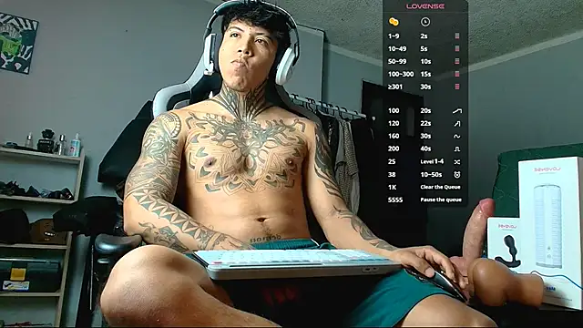 Snapshot of Nickhot0609 chatting on 09/24/25, 06:55 Nickhot0609 online show from 09/24/25, 06:55