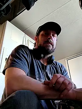 Snapshot of axelongshaft69 chatting on 03/13/25, 11:49 axelongshaft69 online show from 03/13/25, 11:49