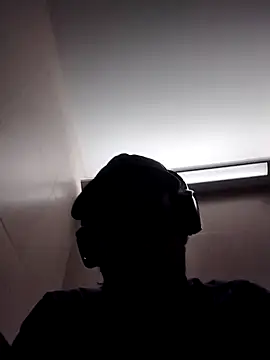 axelongshaft69 online show from 12/19/25, 08:27