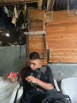 Snapshot of Jestebanano chatting on 09/27/25, 08:14 Jestebanano online show from 09/27/25, 08:14