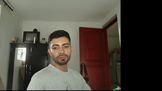 Snapshot of Jestebanano chatting on 10/15/25, 08:53 Jestebanano online show from 10/15/25, 08:53