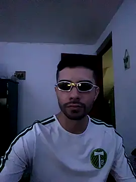 Snapshot of Jestebanano chatting on 11/08/25, 11:36 Jestebanano online show from 11/08/25, 11:36