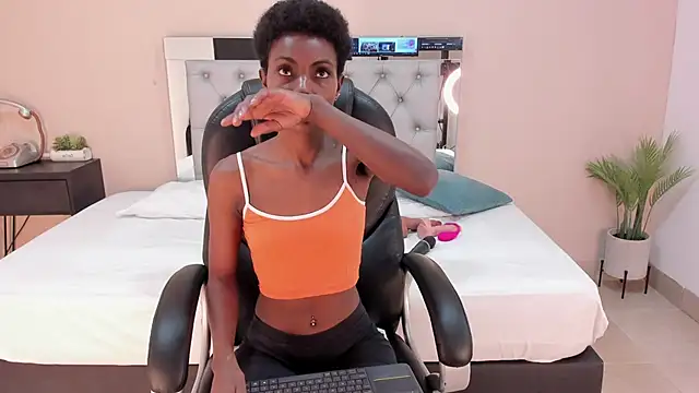 kenya stone 1 online show from 02/27/25, 07:58