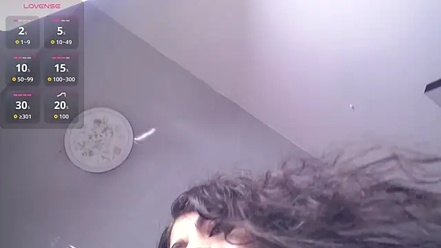 Snapshot of Melodi_Roux chatting on 06/15/26, 01:02 Melodi Roux online show from 06/15/26, 01:02