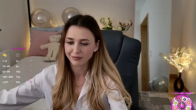 Sophie Enzo online show from 03/20/25, 09:13