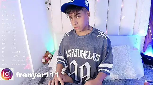 kiing azahell online show from 01/31/25, 03:09