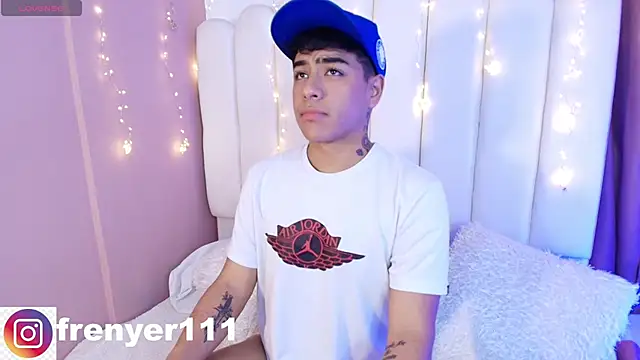 kiing azahell online show from 02/28/25, 01:15