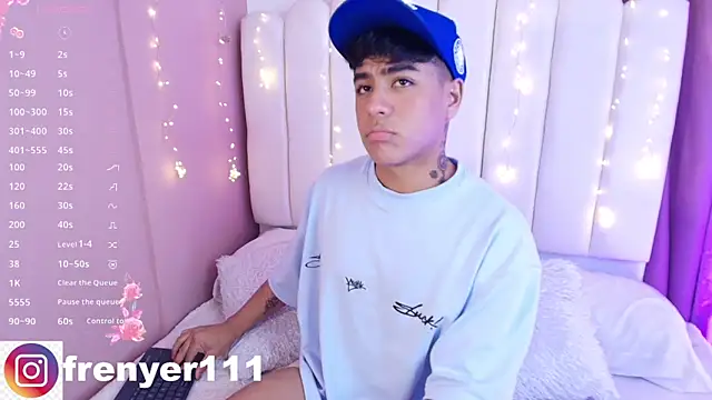 kiing azahell online show from 03/11/25, 12:00