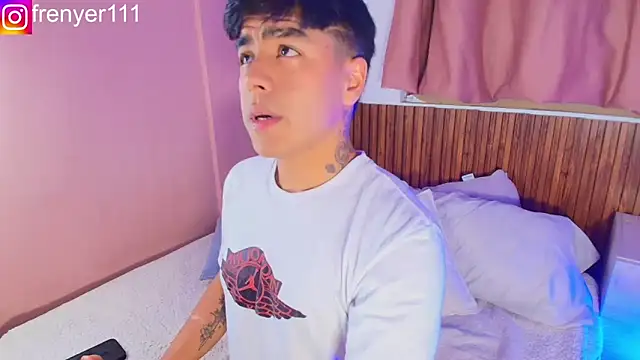 kiing azahell online show from 02/07/26, 01:42