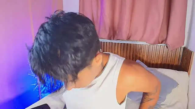 kiing azahell online show from 04/10/26, 02:06